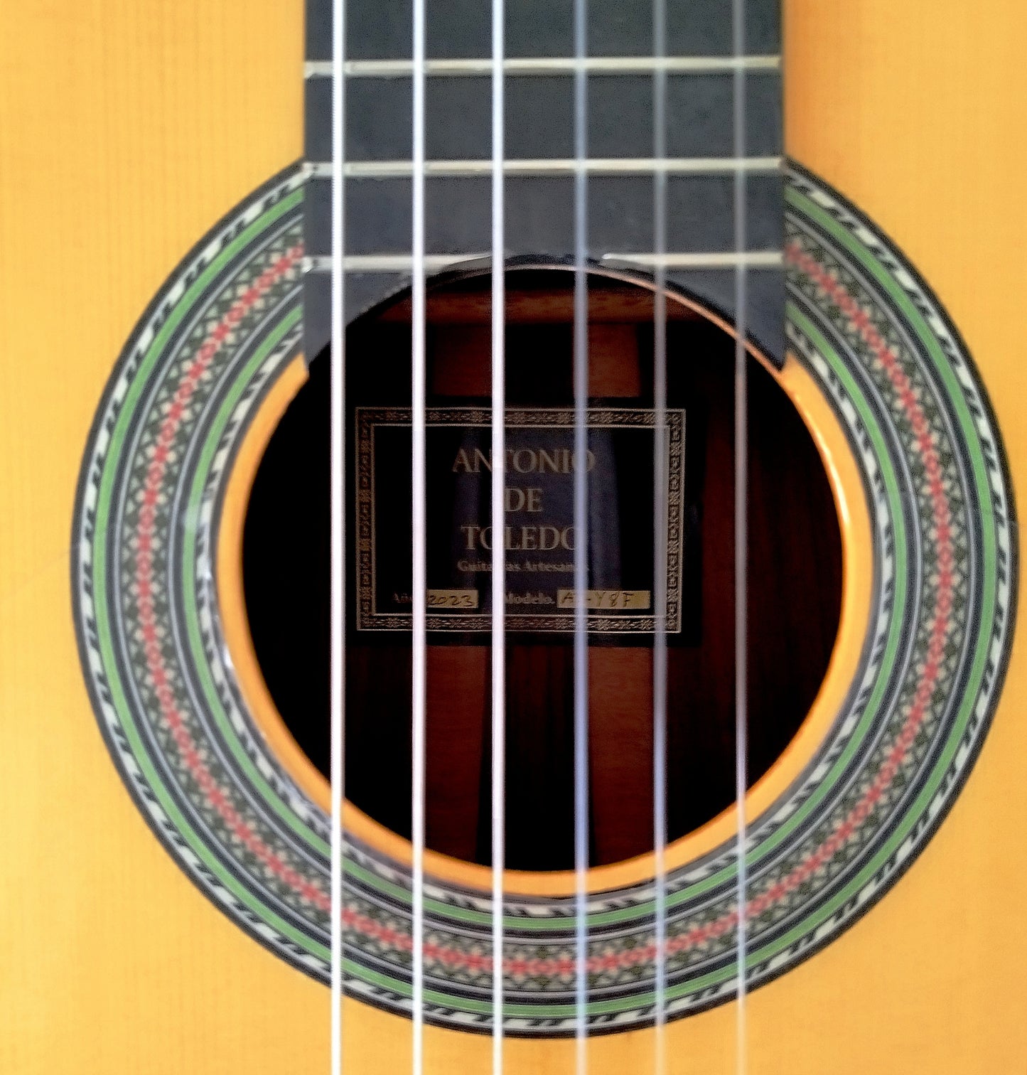 Guitarra Flamenca Y8 Antonio de Toledo Palosanto de India, Double OS1