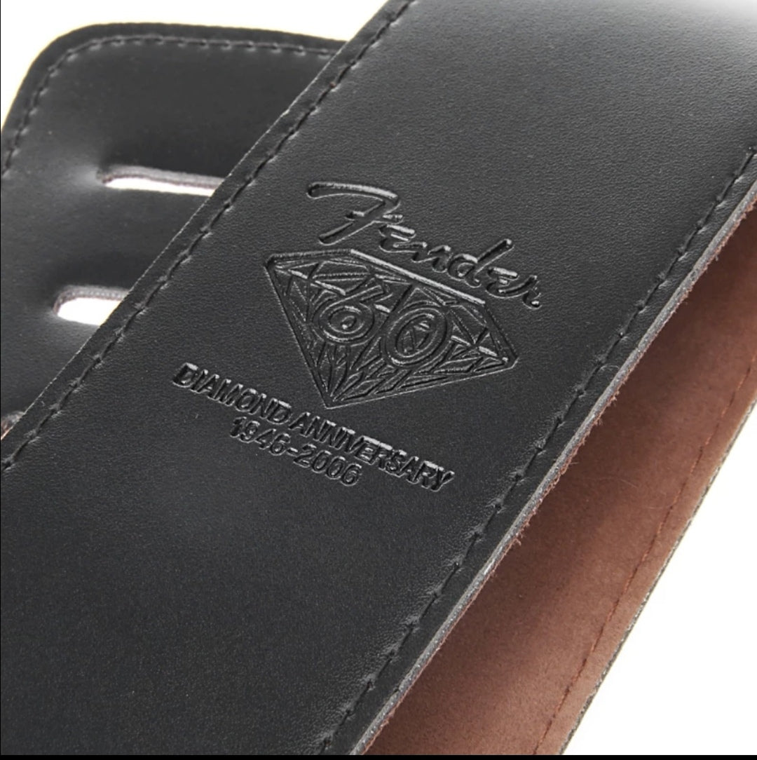 Adjustable leatherette guitar strap shoulder bag
